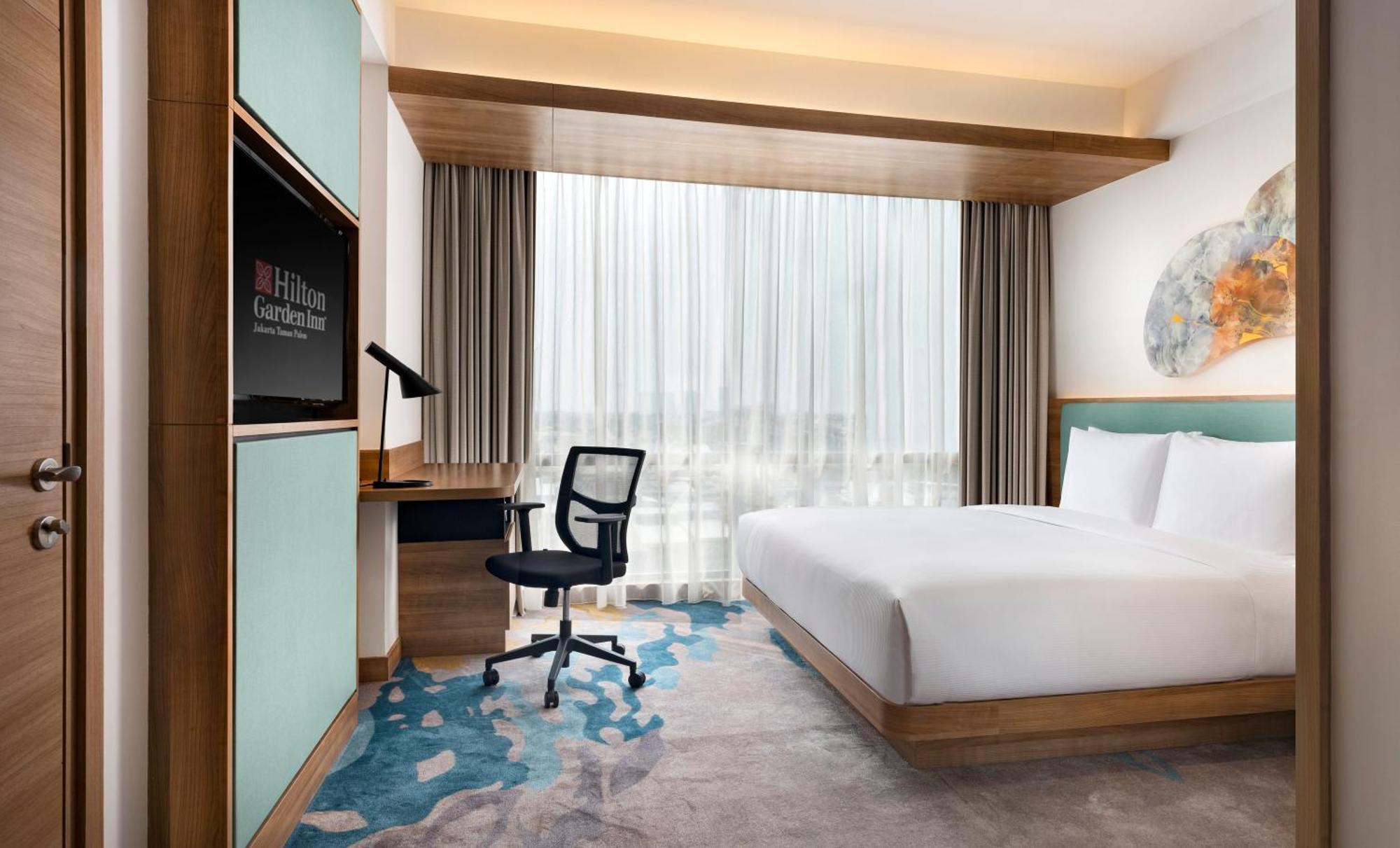 Chambre Lit King-Size - Accessible aux Personnes à Mobilité Réduite