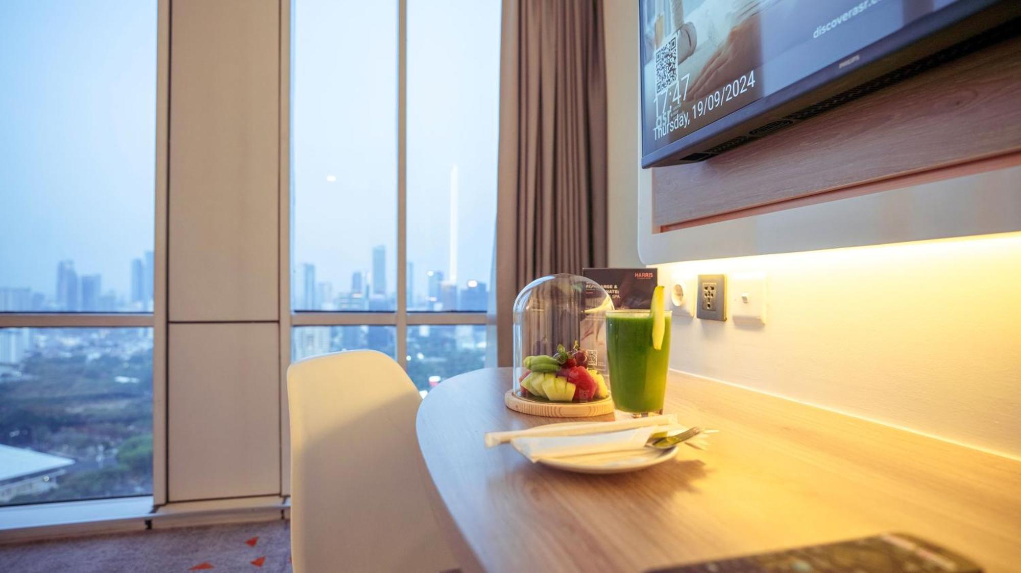 Deluxe Room,1645013755:JPEG