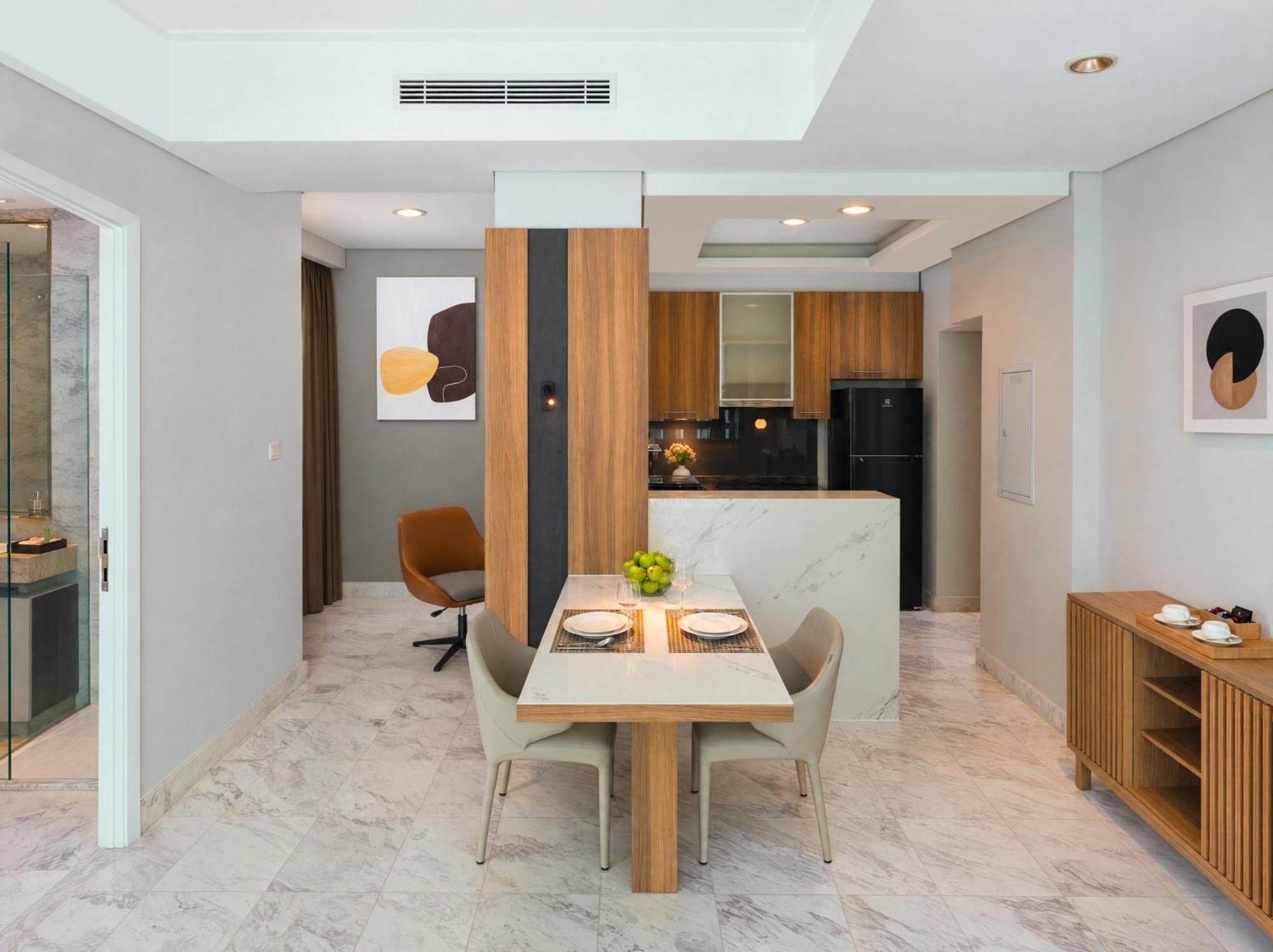 Premier One-Bedroom Apartment