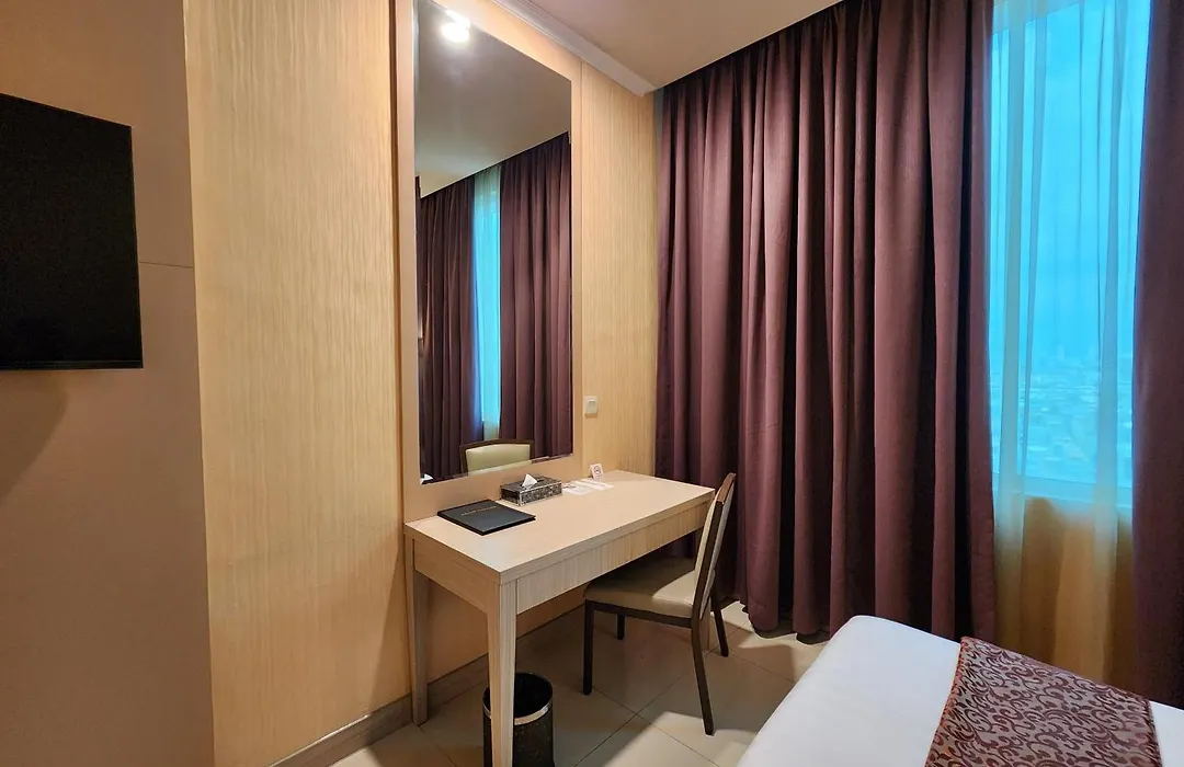 Grand Paragon Hotel-1