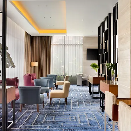 Holiday Inn & Suites Jakarta Gajah Mada By Ihg-2
